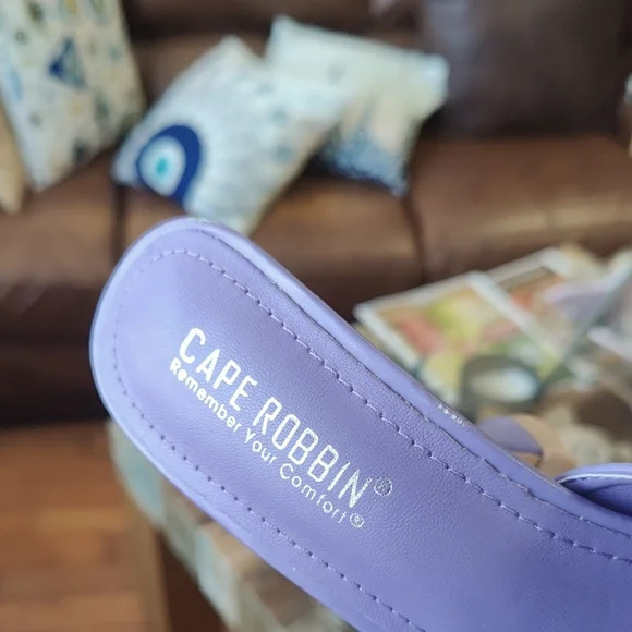 Cape Robbin Lavender Open-Toe Sculpted Heel Mules - Picture 3 of 6